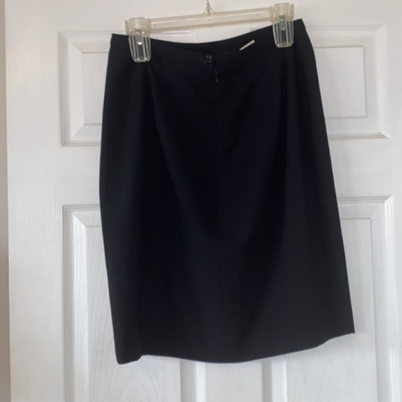 Vestimenta Spa Classic Pencil Skirt - Picture 2 of 3